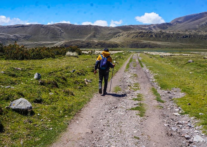 DISCOVER the Trekking PIÑAN in 4 days Ecuador
