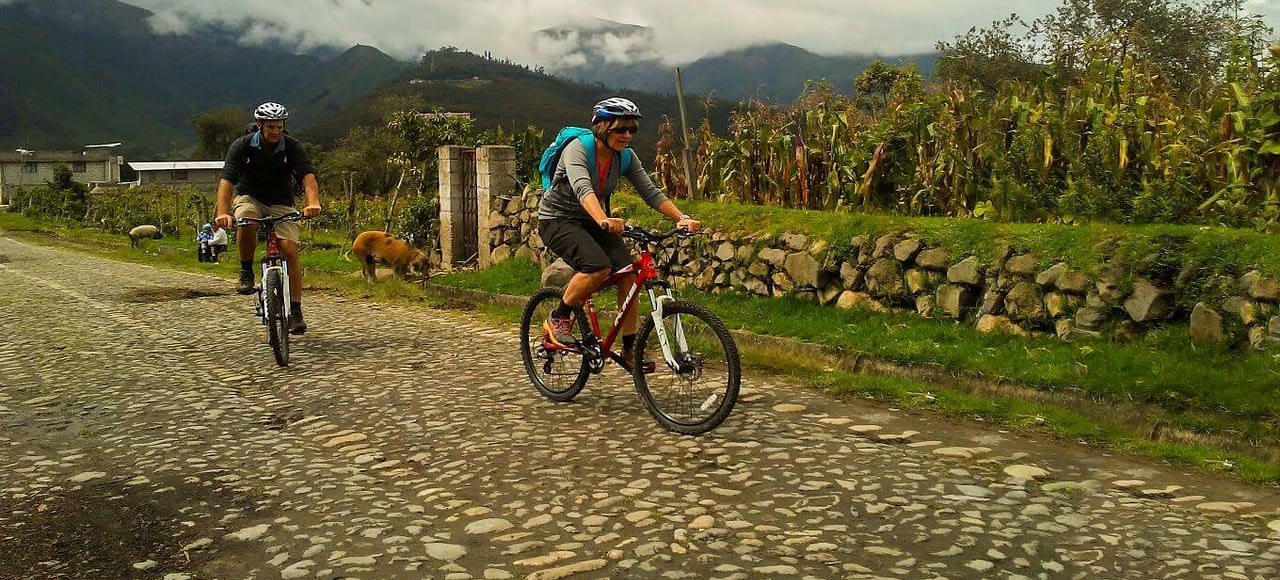 Adventure biking Zuleta and Otavalo Ecuador