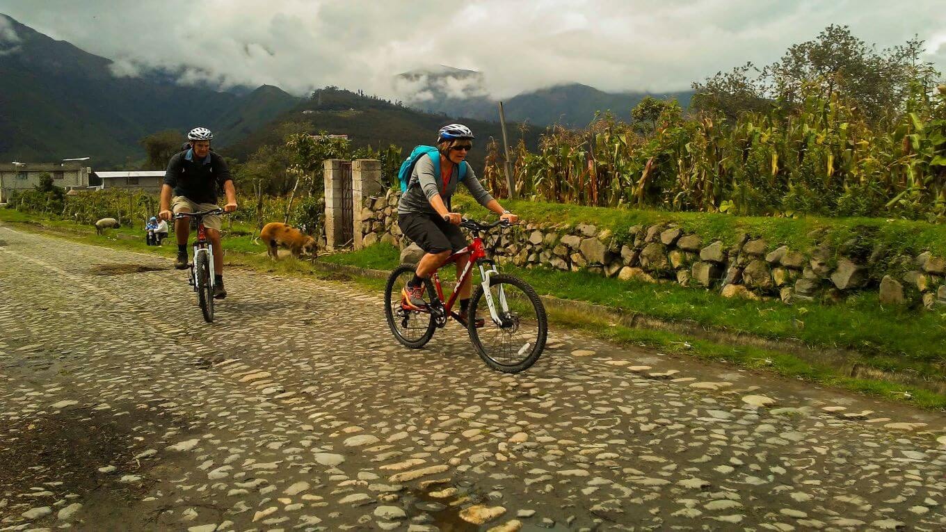 Adventure biking Zuleta and Otavalo Ecuador